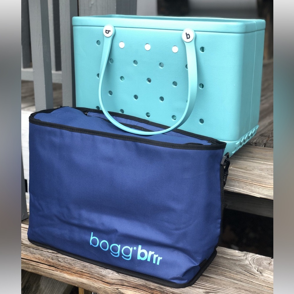 NWT Bogg brrr cooler insert in navy blue